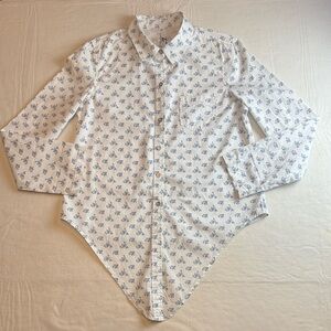 Seven7 Women’s White Blue Floral Pattern front Tie Button Down Shirt Size M